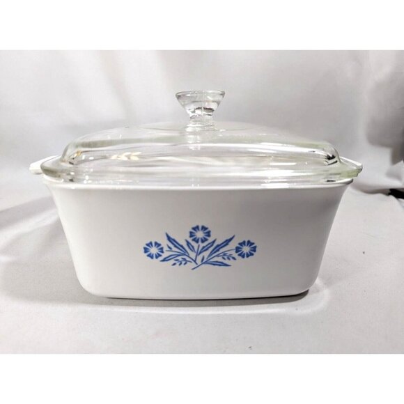 Retro Corning Ware Blue Cornflower Casserole Dish 1.5 Quart P-4-B Pyrex P-4-C - Picture 2 of 7